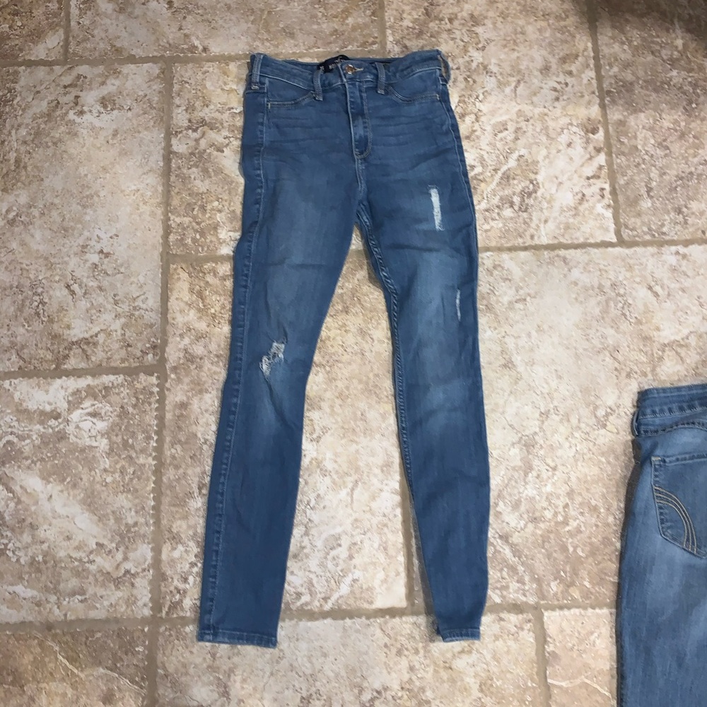 HOLLISTER JEANS